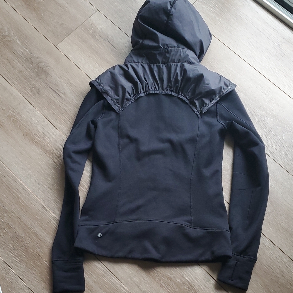 Lululemon Snug Sprinter Jacket Size 8 - Picture 8 of 16